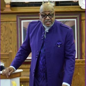 Meet your Posher, Thomas